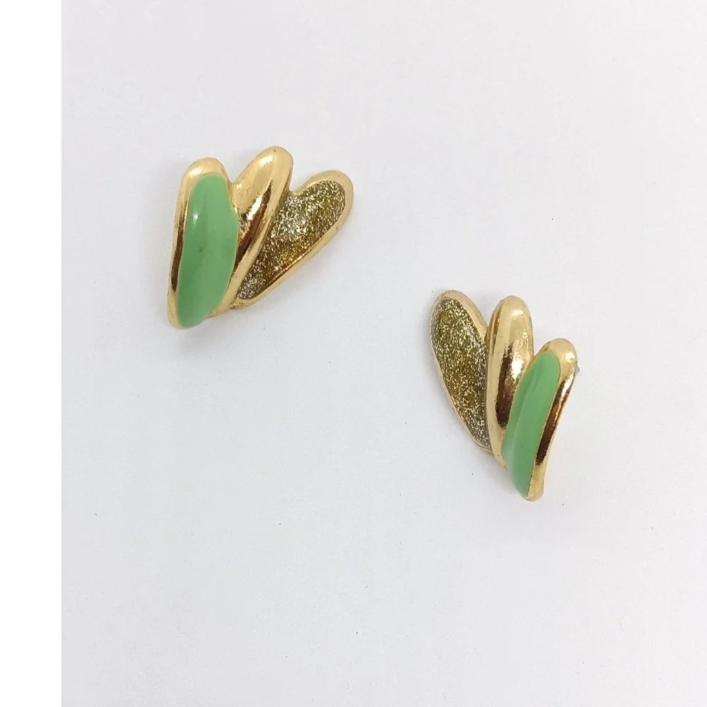 Asymmetrical Silver Green Enamel Gold Tone Layered Wing Stud Earrings #21